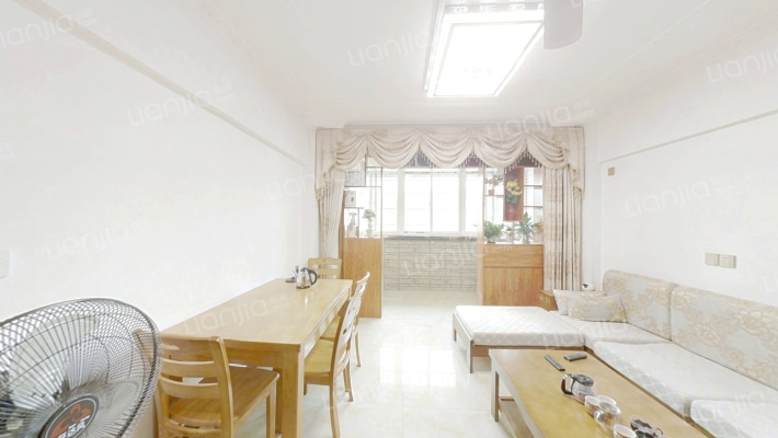 水一居二手房实景图