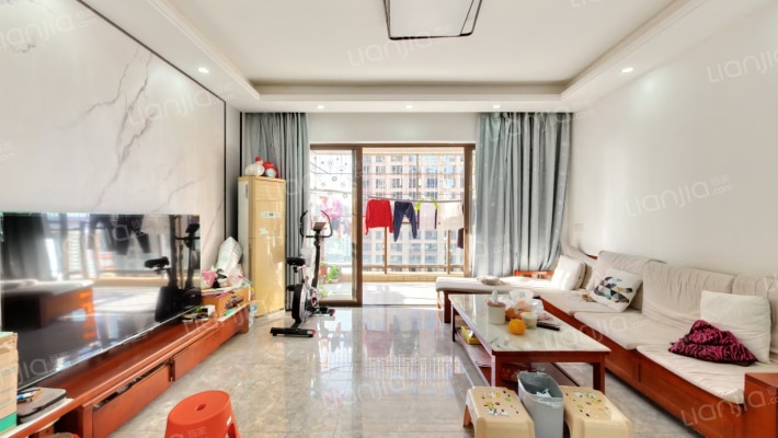 恒裕世纪广场二手房实景图