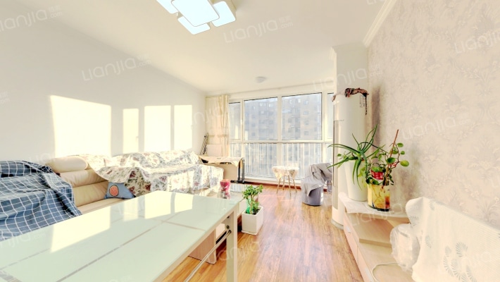 金桥嘉苑二手房实景图