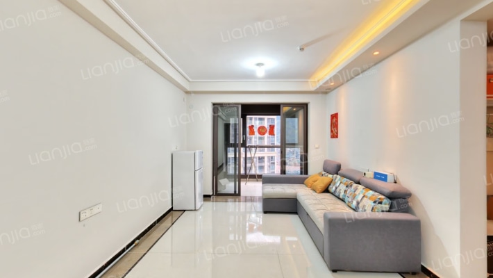 保利林语麓山二手房实景图