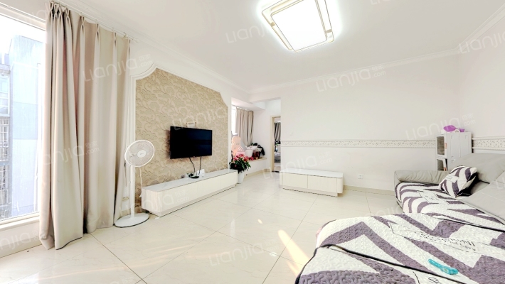 天然居二手房实景图