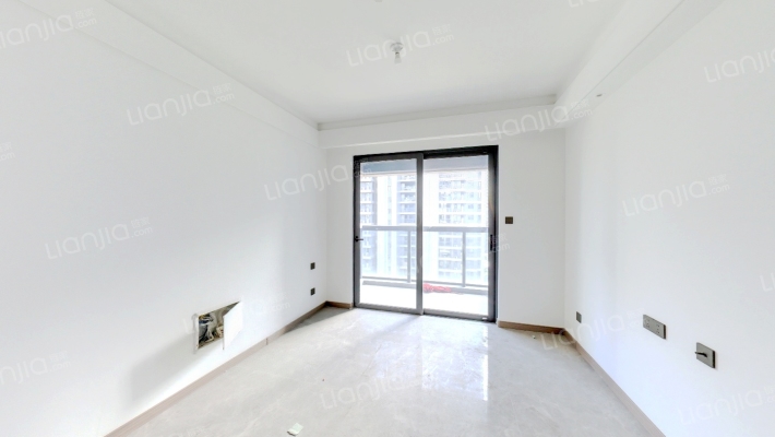 美的旭辉城二手房实景图