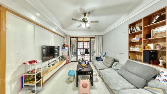 辉煌国际城一期二手房实景图