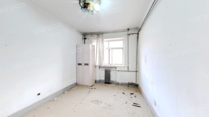 劳教所宿舍二手房实景图