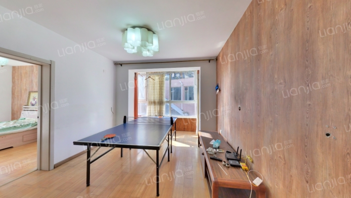 江畔小镇二手房实景图