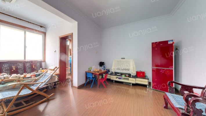 地龙公寓二手房实景图