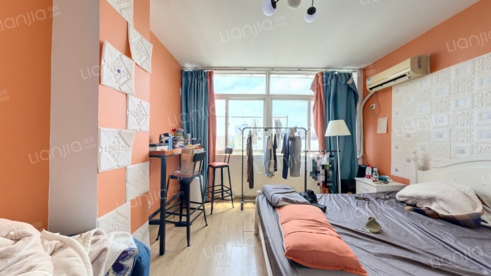 竹山路319号二手房实景图