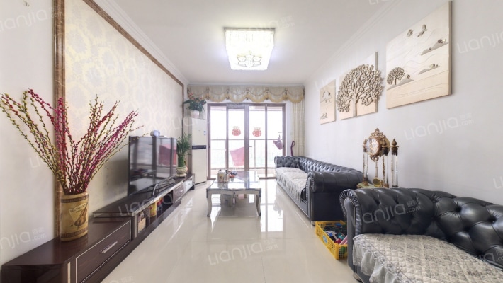 依云水岸二期二手房实景图