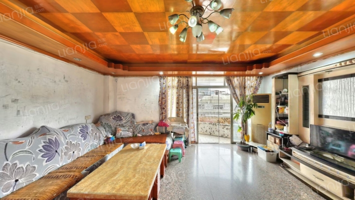 荷景花园六区二手房实景图