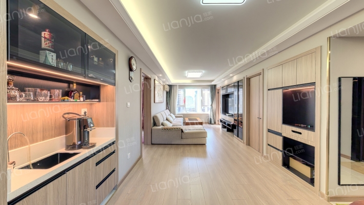 万科翡翠都会A区二手房实景图