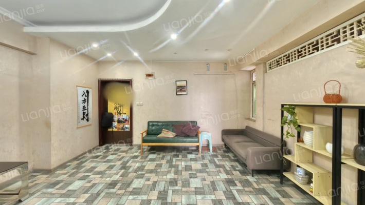 金信大厦二手房实景图