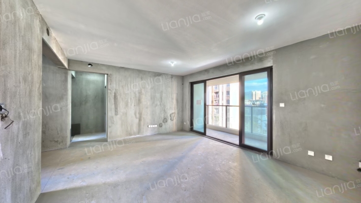 爱情东麓九里二手房实景图