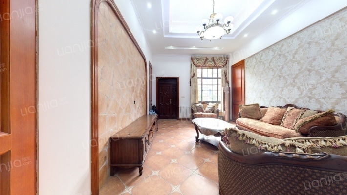 奥斯博恩庄园二手房实景图