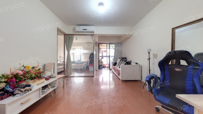 凯德都会晶彩二手房实景图