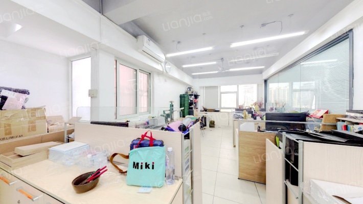 深荣大厦二手房实景图