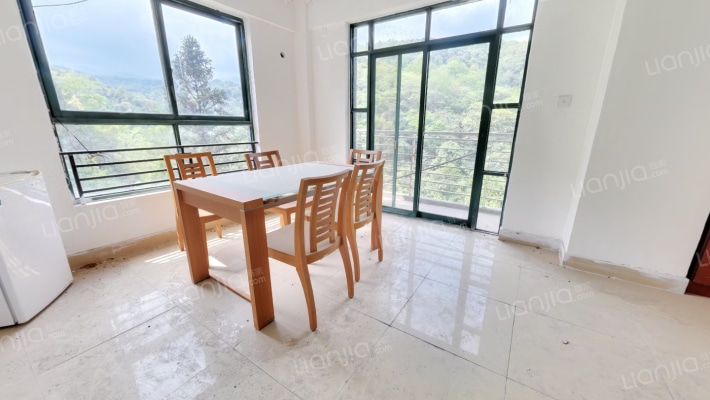 天下青城D区二手房实景图