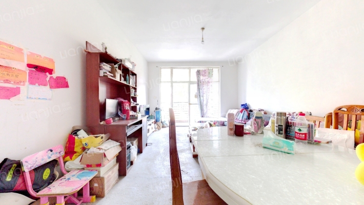 东方虹花苑二手房实景图