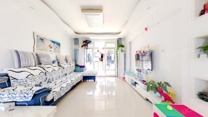 普罗旺斯二手房实景图