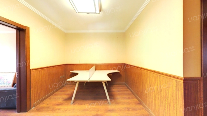 梧桐语小区二手房实景图