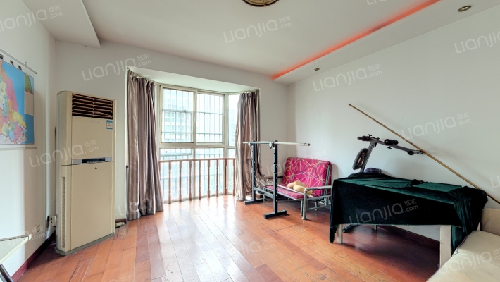 锦虹美苑二手房实景图