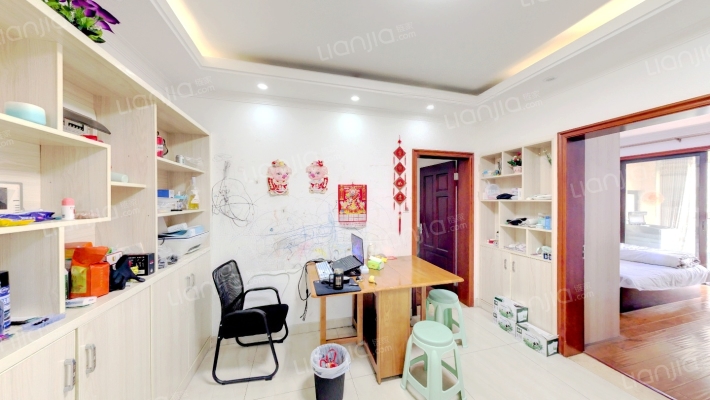 东方丽晶园二手房实景图