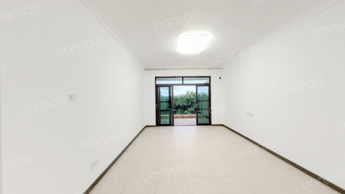 雅居乐新城岚晴湾畔二手房实景图