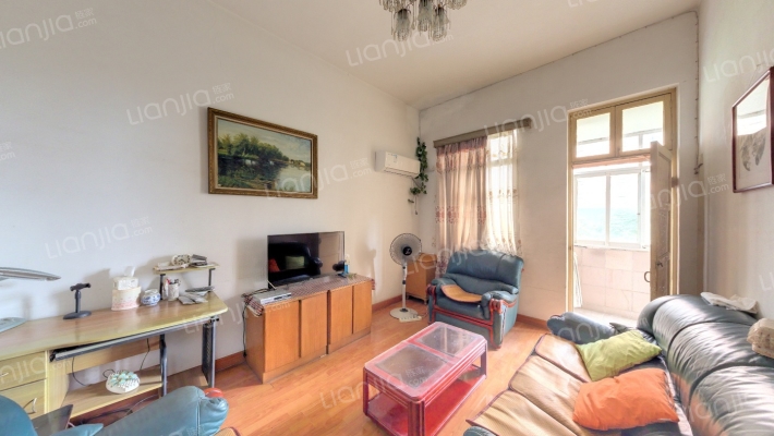 南昌大学医学院住宅区二手房实景图