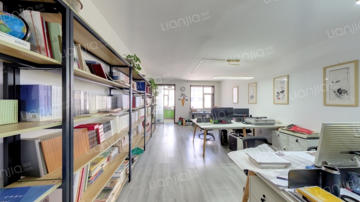 国际大都会东区二手房实景图