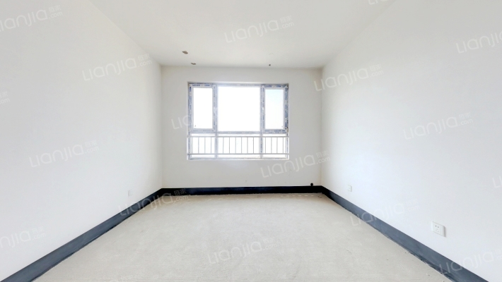 水岸龙城苑二手房实景图