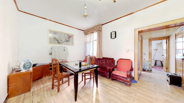 和平街铁机东区二手房实景图