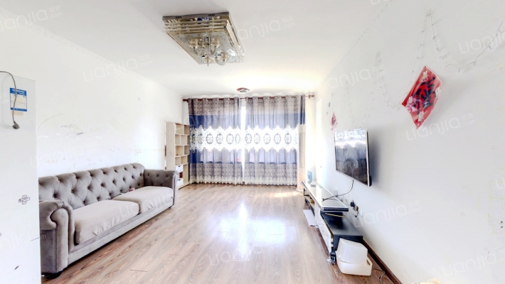 春铁金郡湾二手房实景图