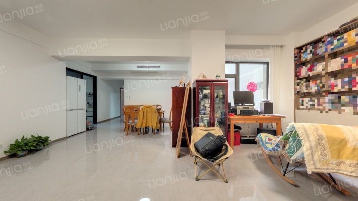 悦泰利贞大厦二手房实景图