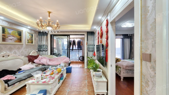 上亿彩虹郡二手房实景图