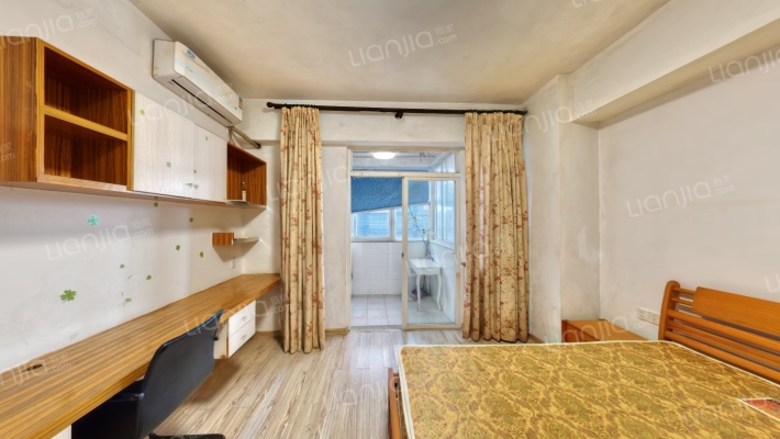 白领沙龙二手房实景图