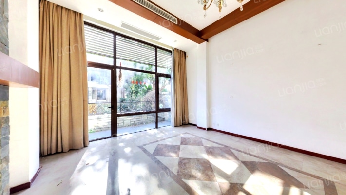 依云郡(公寓)二手房实景图