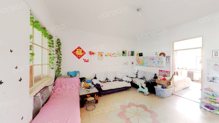 化校宿舍二手房实景图