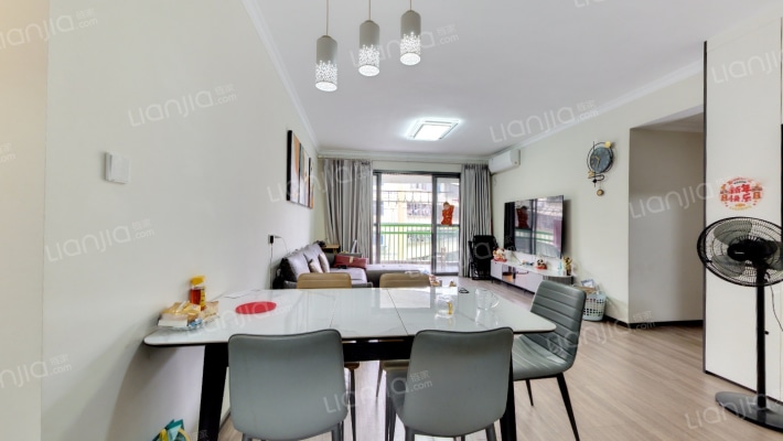 愉园新苑二手房实景图