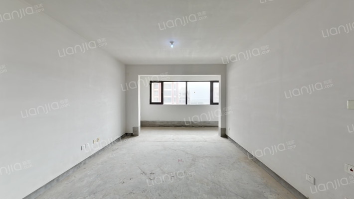 中建大学里二手房实景图