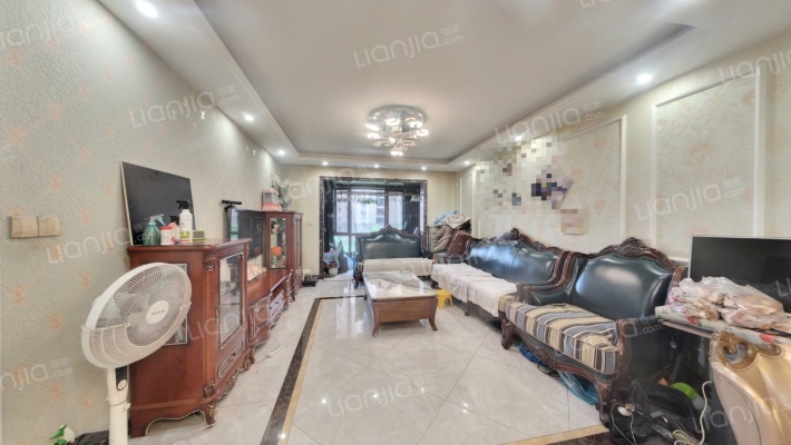 吾悦华府二手房实景图