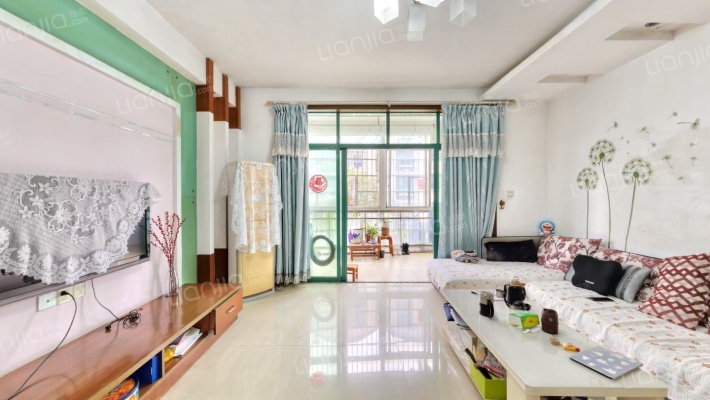 澄湖彩虹世纪城二手房实景图