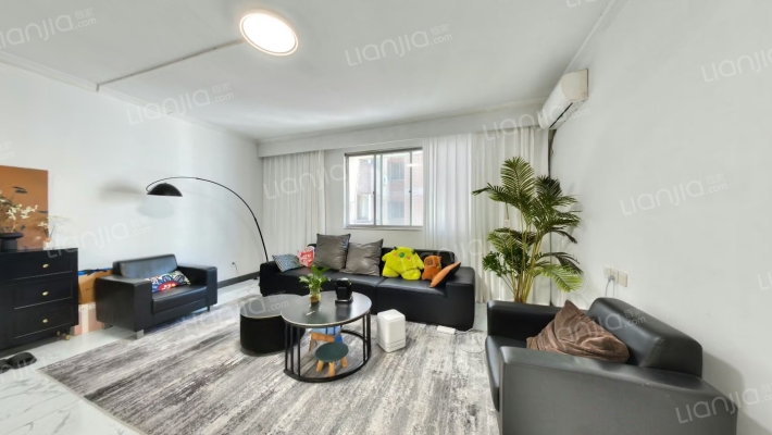 银河苑公寓二手房实景图