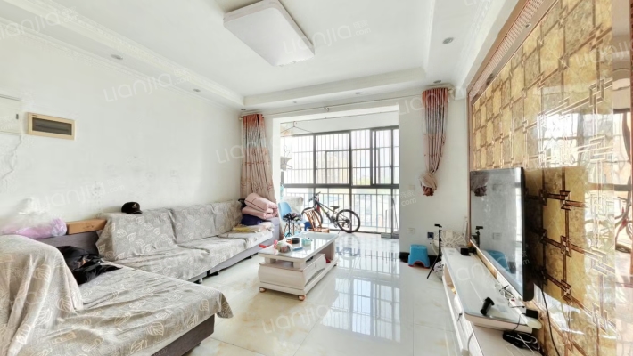 利加华庭二手房实景图