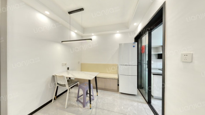 中西小区二手房实景图