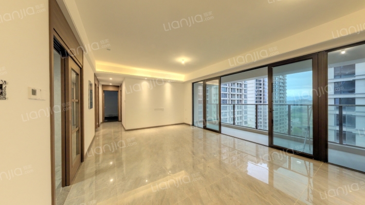 保利和光尘樾一期二手房实景图