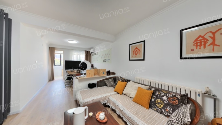 西八里洼南居宿舍二手房实景图