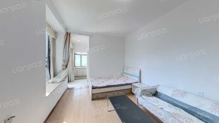C派公寓二手房实景图