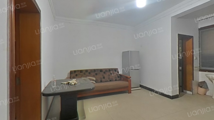 临江村二手房实景图