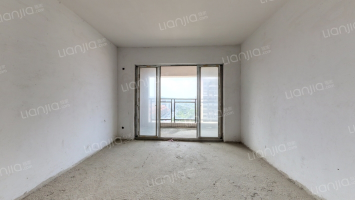 顺枫华庭二手房实景图