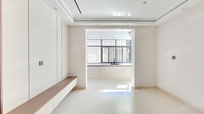 东华小区春登里二手房实景图