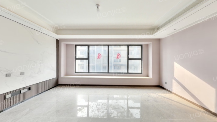 龙湖天璞二手房实景图